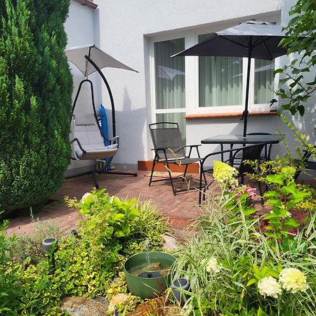 Apartament - 3 Pokojowe Dwupoziomowe Mieszkanie Z Ogrodem Krokowa Luaran gambar