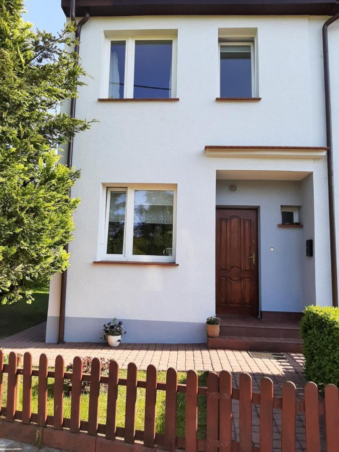 Apartament - 3 Pokojowe Dwupoziomowe Mieszkanie Z Ogrodem Krokowa Luaran gambar